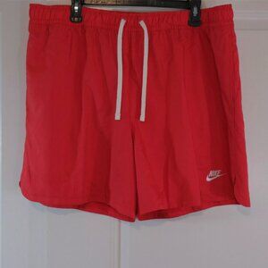Nike Men's Club 6'' Woven Flow Shorts red
